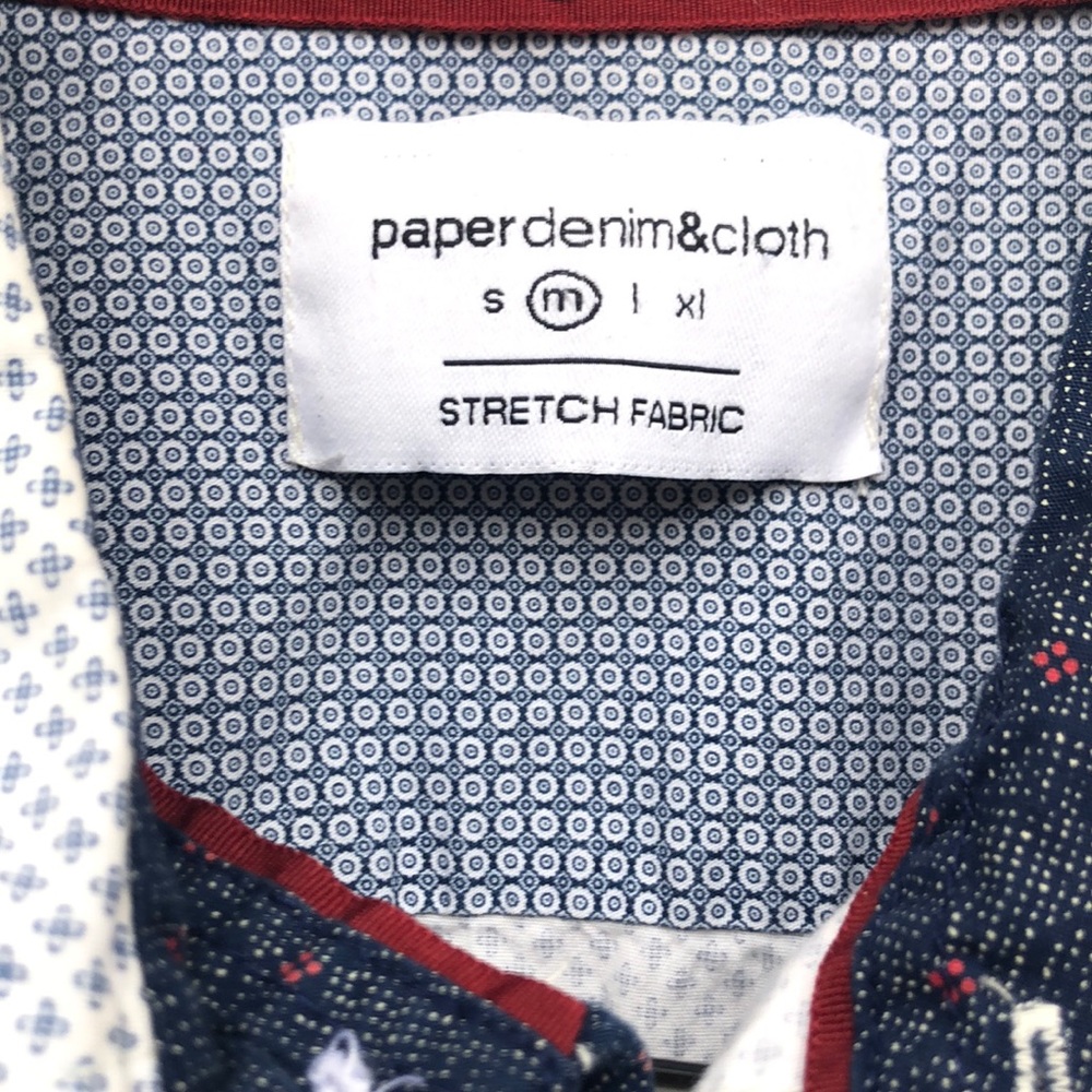 Button up - Picture 3 of 3